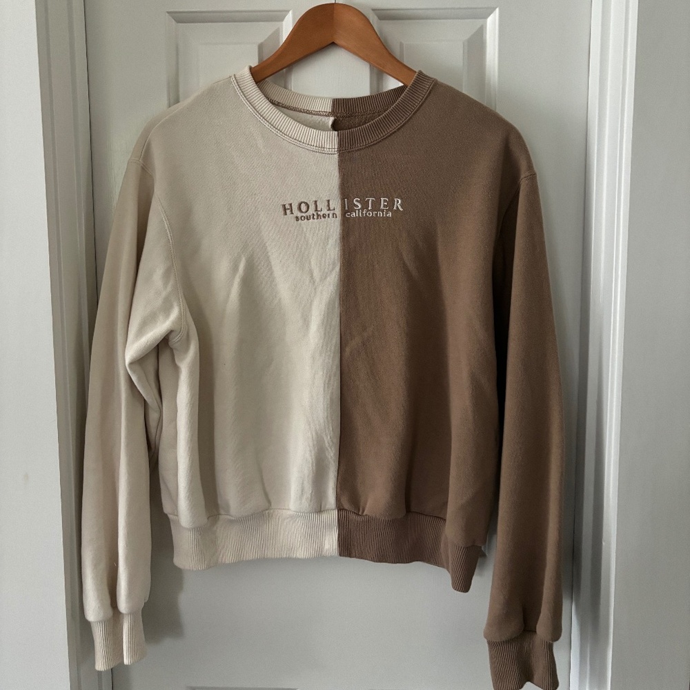 Hollister Crewneck